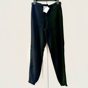 Luxurious Black Women's Cashmere Ankle Pants by Lord and Taylor 424 Fifth Dusk